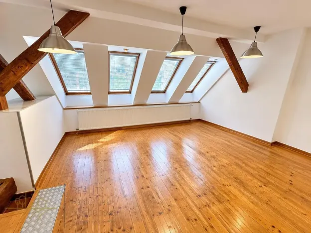 Pronájem kanceláře, Jičín, 31 m2