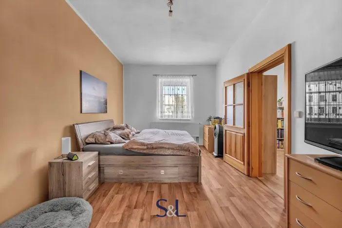 Prodej rodinného domu, Doksy, náměstí Republiky, 470 m2
