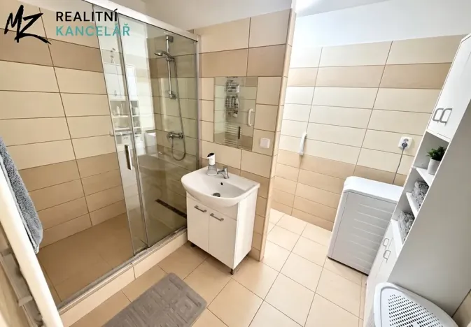 Prodej bytu 4+1, Chropyně, Nádražní, 75 m2