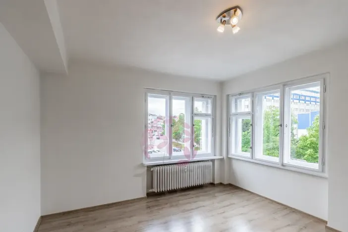 Pronájem bytu 2+1, Praha - Vršovice, Bělocerkevská, 73 m2