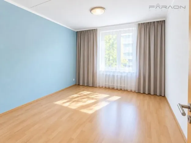 Prodej bytu 3+kk, Praha - Karlín, Molákova, 55 m2