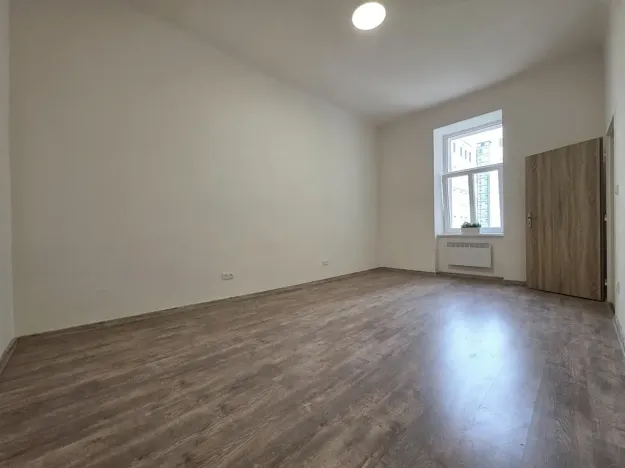 Pronájem bytu 1+1, Brno, Kabátníkova, 40 m2