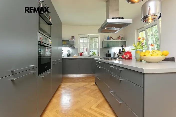 Pronájem rodinného domu, Praha - Nebušice, Na Malé Šárce, 302 m2