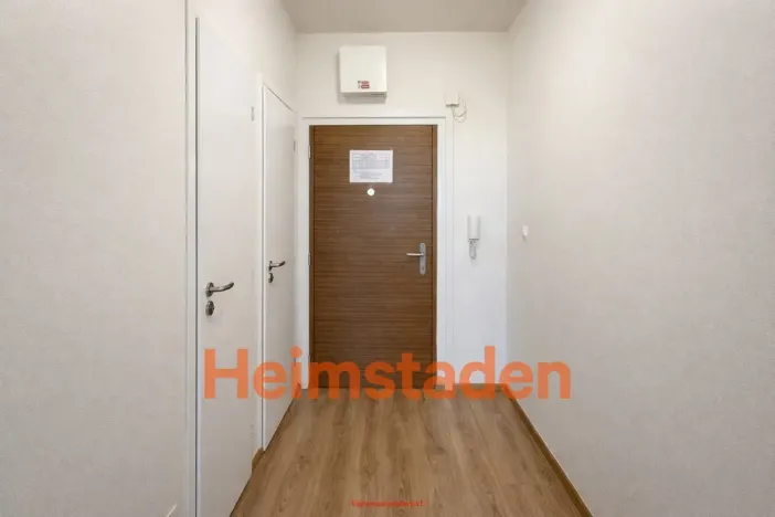 Pronájem bytu 1+kk, Orlová - Lutyně, Okružní, 28 m2
