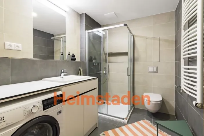 Pronájem bytu 2+1, Praha - Holešovice, U Pergamenky, 56 m2