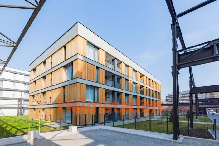 Pronájem bytu 1+kk, Praha - Holešovice, Vrbenského, 34 m2