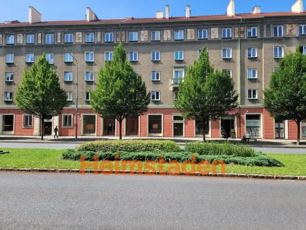 Pronájem obchodního prostoru, Havířov - Město, Hlavní třída, 84 m2