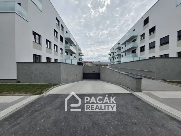 Pronájem bytu 2+kk, Olomouc, Třída Jiřího Pelikána, 52 m2