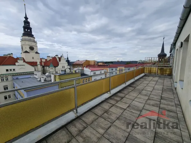 Pronájem bytu 2+kk, Opava - Město, Horní náměstí, 58 m2