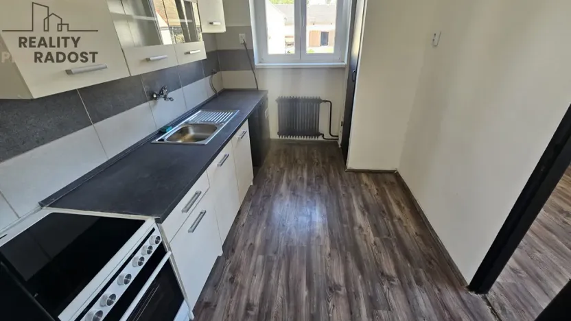 Pronájem bytu 3+1, Modlany - Suché, 68 m2
