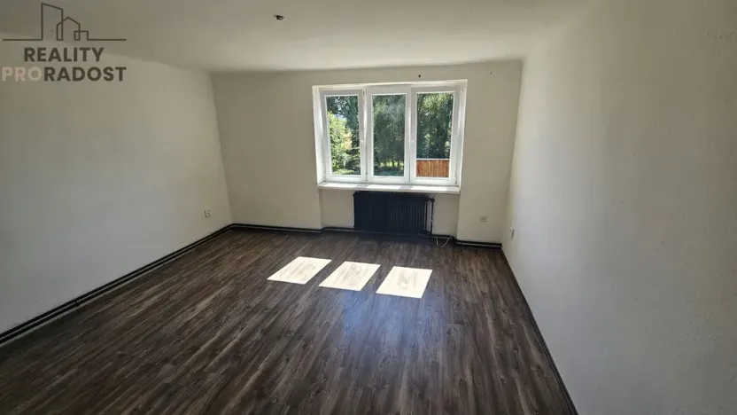 Pronájem bytu 3+1, Modlany - Suché, 68 m2
