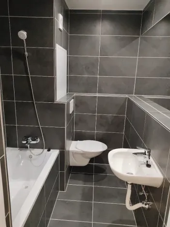 Pronájem bytu 2+1, Břeclav, Na Valtické, 43 m2