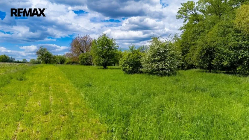 Prodej zahrady, Železnice, 448 m2