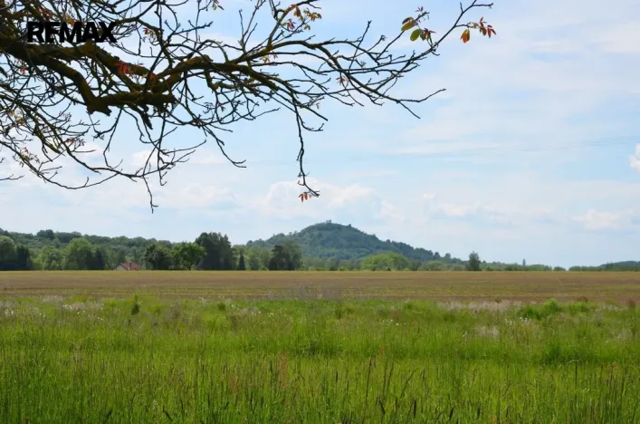 Prodej zahrady, Železnice, 448 m2