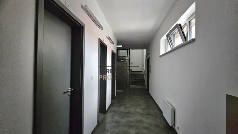 Pronájem kanceláře, Hodonín, Dolní Valy, 12 m2