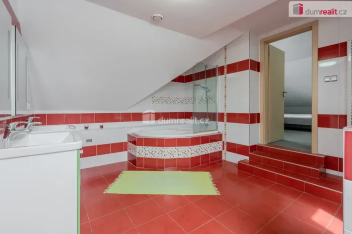 Prodej rodinného domu, Roudnice nad Labem - Podlusky, Chvalínská, 300 m2