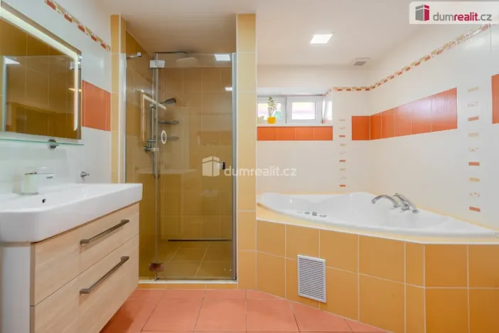 Prodej rodinného domu, Roudnice nad Labem - Podlusky, Chvalínská, 300 m2