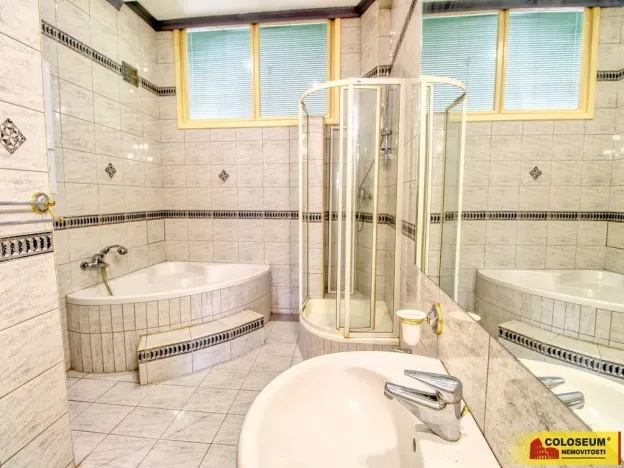 Pronájem bytu 3+1, Znojmo, náměstí Republiky, 96 m2