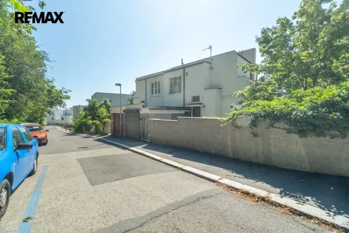 Prodej bytu 1+kk, Praha - Smíchov, Mošnova, 19 m2