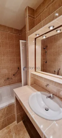 Pronájem bytu 2+kk, Praha, Markušova, 49 m2