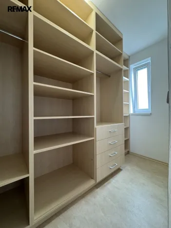 Pronájem bytu 2+kk, Olomouc - Řepčín, gen. Píky, 65 m2