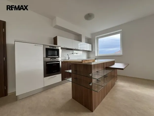 Pronájem bytu 2+kk, Olomouc - Řepčín, gen. Píky, 65 m2