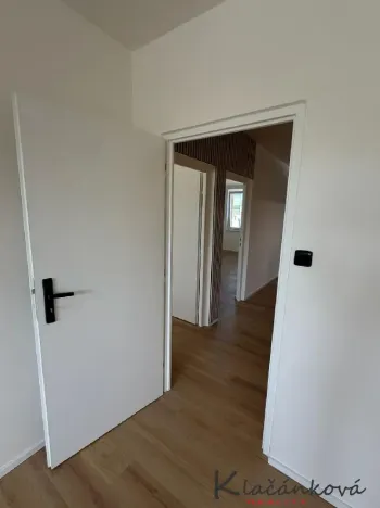 Prodej bytu 4+kk, Kadaň, Chomutovská, 74 m2