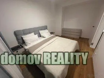 Pronájem bytu 2+kk, Praha - Košíře, Starokošířská, 55 m2