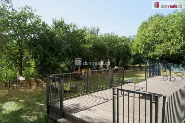 Pronájem bytu 1+kk, Praha - Střížkov, Děčínská, 32 m2