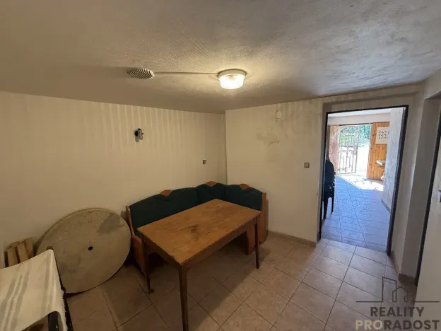 Prodej vinného sklepa, Žabčice, 140 m2