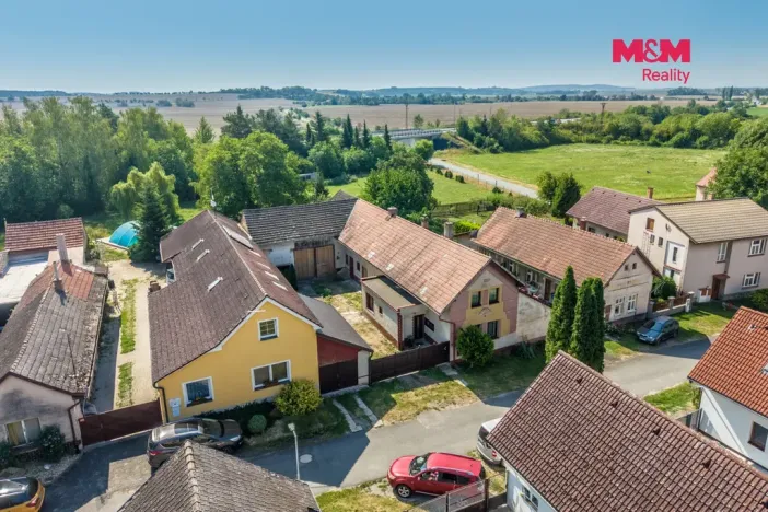 Prodej rodinného domu, Činěves, 161 m2