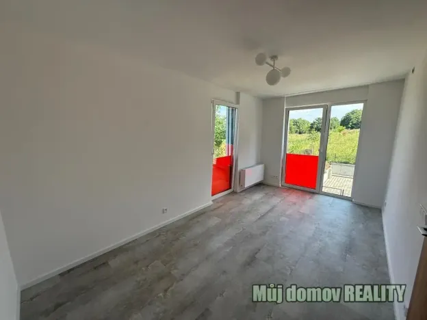 Pronájem bytu 3+kk, Praha - Strašnice, Dubečská, 71 m2