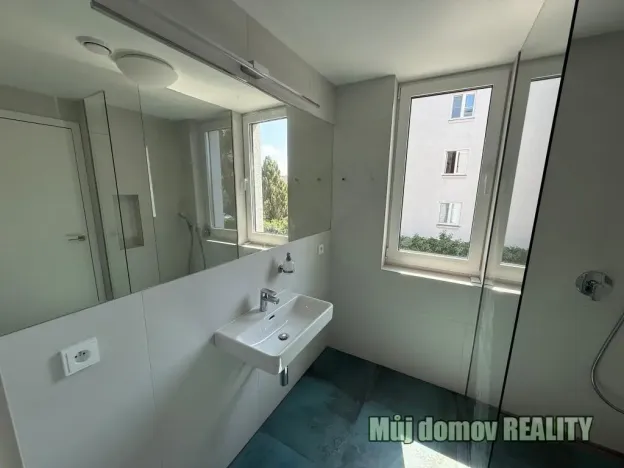 Pronájem bytu 3+kk, Praha - Strašnice, Dubečská, 71 m2