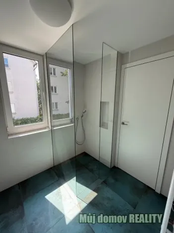 Pronájem bytu 3+kk, Praha - Strašnice, Dubečská, 71 m2