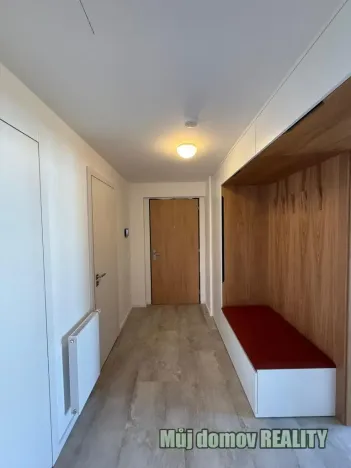 Pronájem bytu 3+kk, Praha - Strašnice, Dubečská, 71 m2