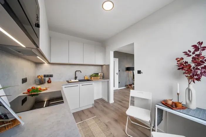 Prodej bytu 2+kk, Zlín, Na Honech I, 45 m2