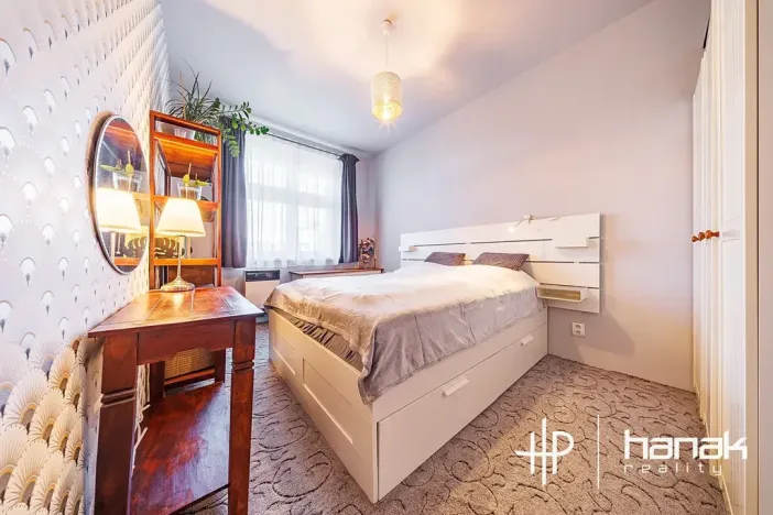 Prodej bytu 2+kk, Praha - Podolí, Pod Pekařkou, 42 m2