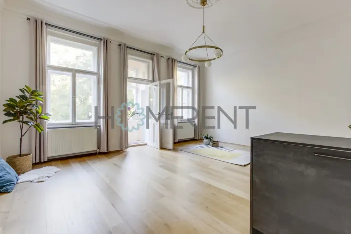 Pronájem bytu 2+kk, Praha - Karlín, Kaizlovy sady, 46 m2