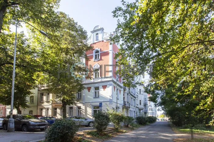 Pronájem bytu 2+kk, Praha - Karlín, Kaizlovy sady, 46 m2