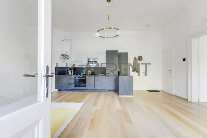 Pronájem bytu 2+kk, Praha - Karlín, Kaizlovy sady, 46 m2