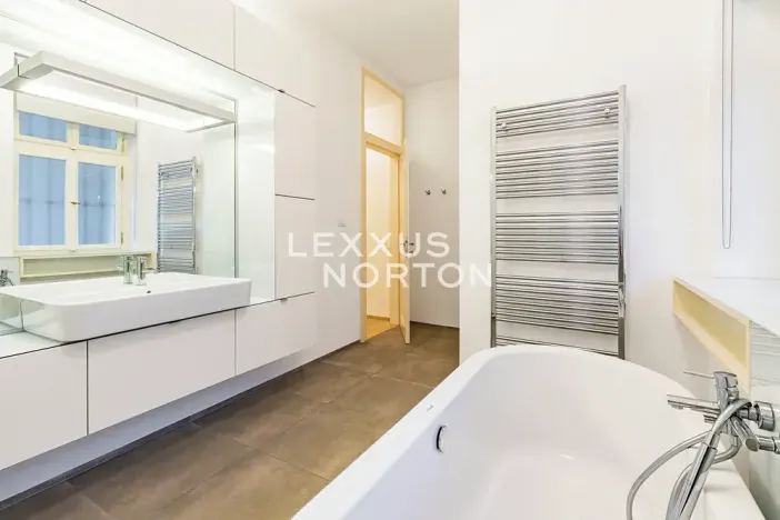 Pronájem bytu 3+1, Praha - Vinohrady, Mánesova, 120 m2
