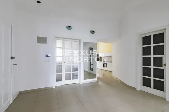 Pronájem bytu 3+1, Praha - Nové Město, Rašínovo nábřeží, 103 m2