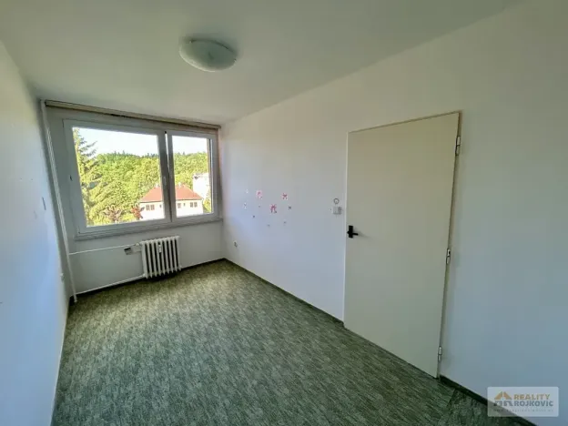 Prodej bytu 3+1, Broumov, Dukelská, 57 m2