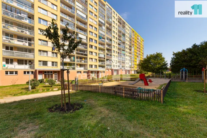 Pronájem bytu 2+kk, Praha - Kamýk, Cuřínova, 43 m2