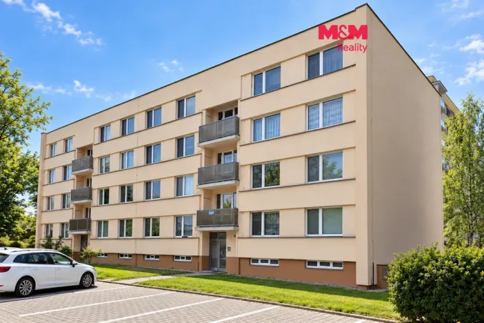 Pronájem bytu 3+1, Chvaletice, Kolínská, 79 m2