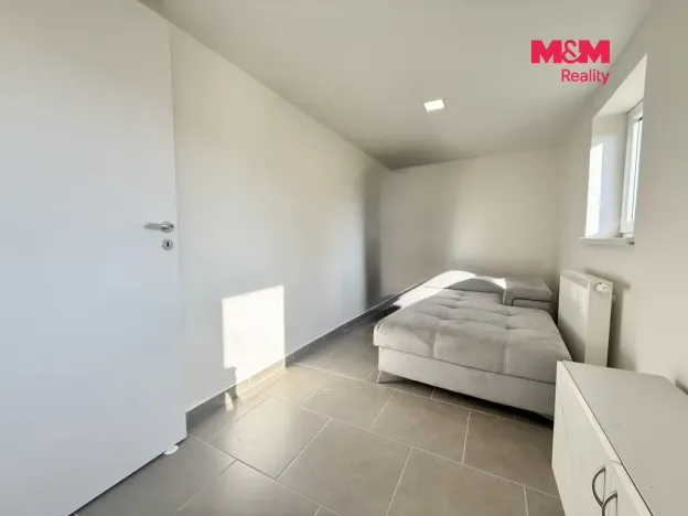 Pronájem bytu 1+1, Nové Město nad Metují, Družební, 40 m2