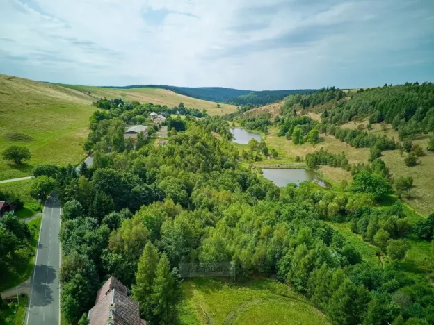 Prodej vícegeneračního domu, Moldava, 431 m2