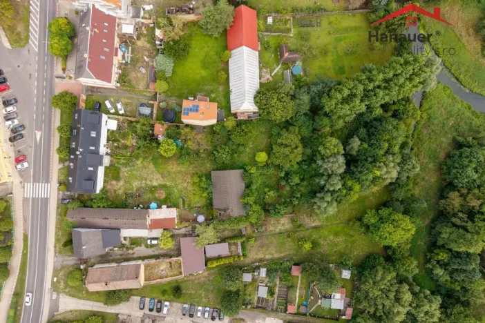 Prodej komerční nemovitosti, Hostomice, Školní náměstí, 487 m2
