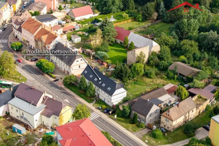Prodej komerční nemovitosti, Hostomice, Školní náměstí, 487 m2