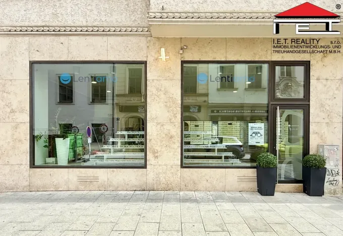 Pronájem obchodního prostoru, Brno, Radnická, 75 m2